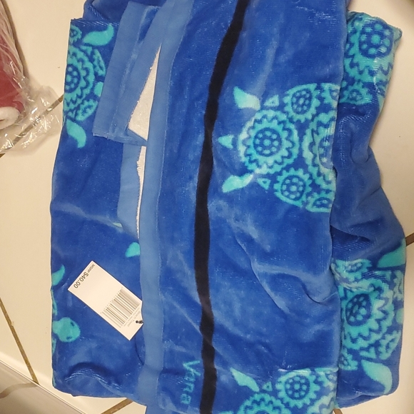 Vera Bradley Other - Marine Turtle Towel
